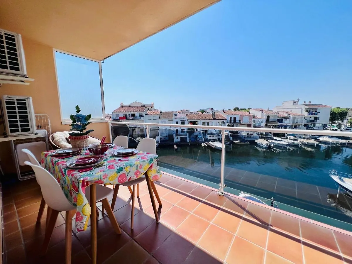 P.Banuls 11 Apartment Empuriabrava Spain