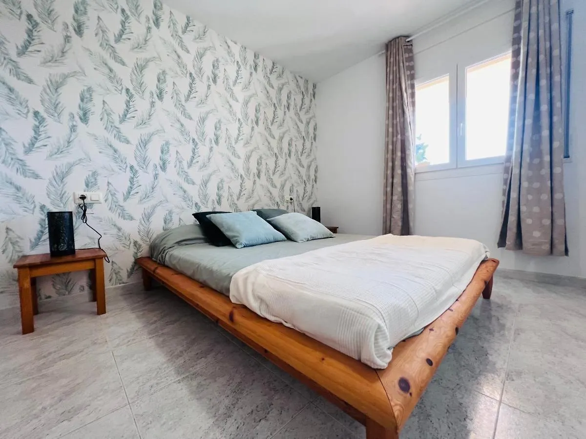 P.Banuls 11 Apartment Empuriabrava